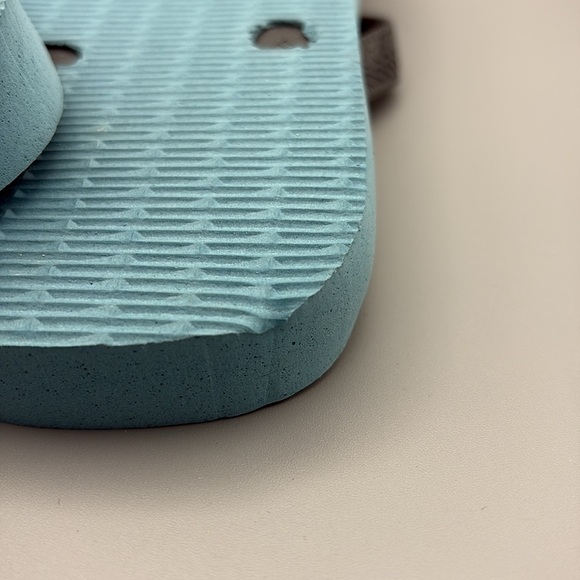 Havaianas Marvel Blue and Grey Flip Flops size 11/12, new. - Picture 6 of 6